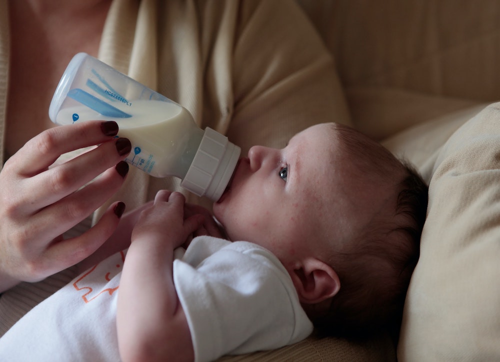 Latte artificiale per bambini 