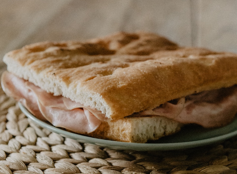 Posso mangiare la mortadella in gravidanza?